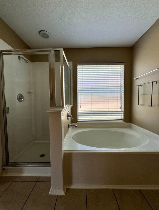 Building Photo - 17435 Prospect Meadows Dr