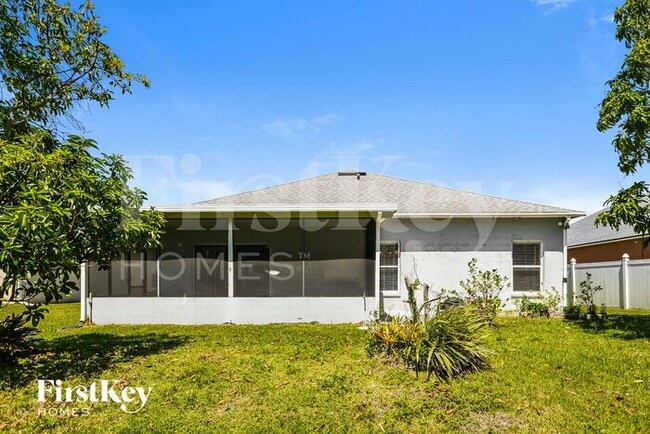 Building Photo - 763 Hacienda Cir