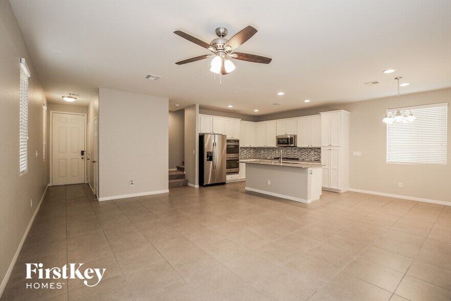 Building Photo - 5630 Bishop Flowers St