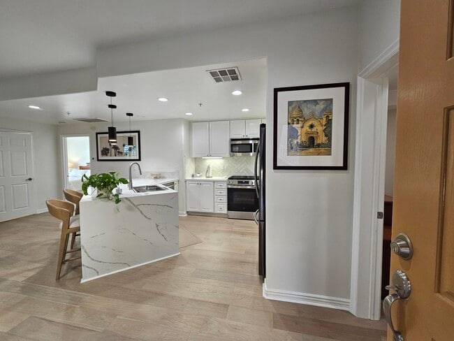 Building Photo - 45245 Seeley Dr