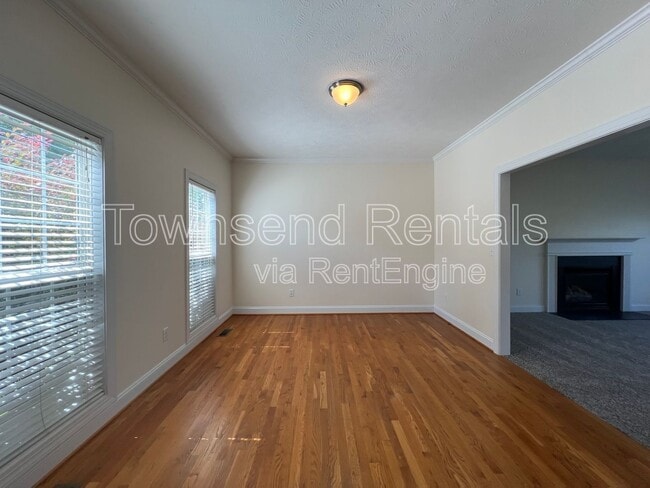 Building Photo - 3616 Heatherbrooke Dr