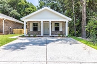 Building Photo - 454 Reeves St