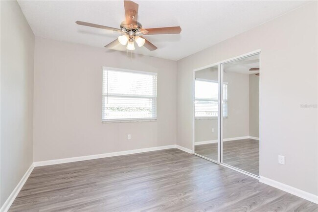 Building Photo - 2112 Sylvester Ct