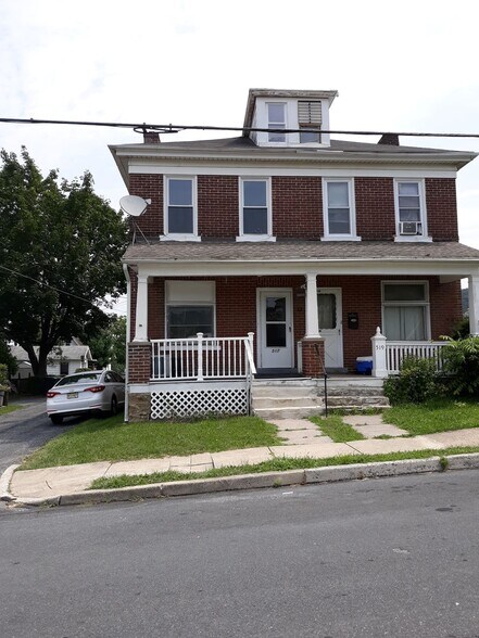 Primary Photo - 517 Smiley Ave