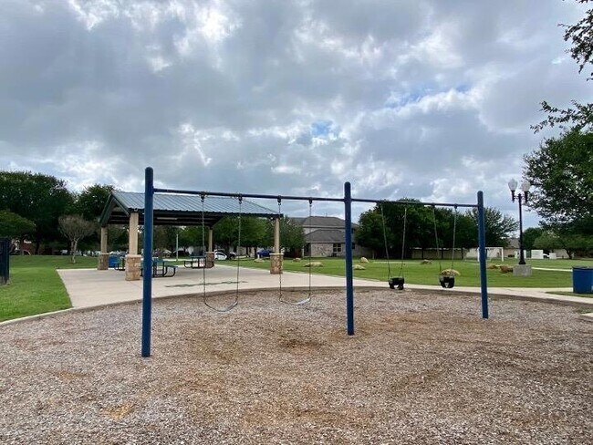 Building Photo - 17817 Majestic Elm Ln