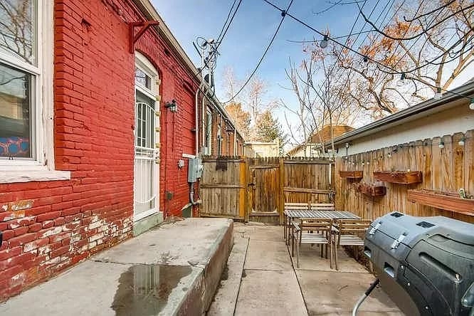 Patio - 1319 E 27th Ave