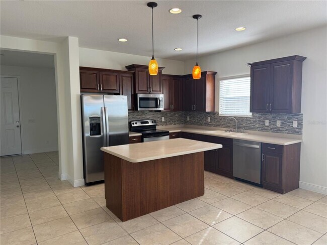 Building Photo - 11765 Forest Park Cir