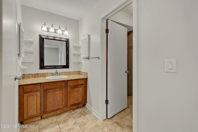 Building Photo - 10654 Casa Grande Dr