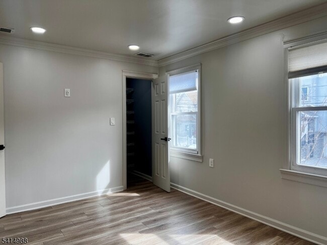 Building Photo - 51 Delaware St