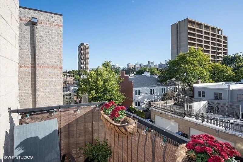 Building Photo - 907 S Miller St