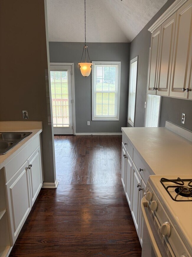 Building Photo - Beautiful Home with Finished Basement