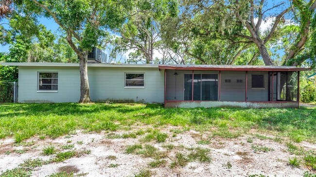 Building Photo - 1209 Alcazar Way S