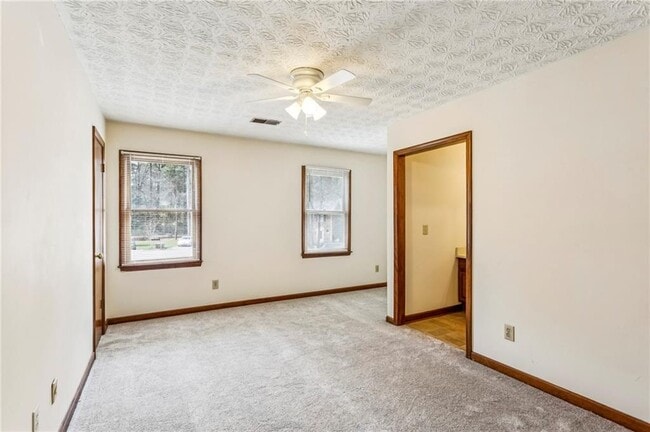 Building Photo - 1105 Booth Ct SW