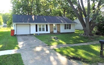 Building Photo - 606 Dogwood Dr