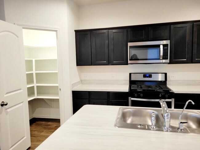 Building Photo - 21522 Violet Rdg Rd