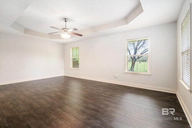 Building Photo - 9534 Woolrich Ave