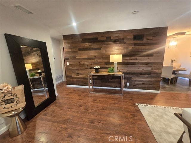 Building Photo - 607 Sixth St