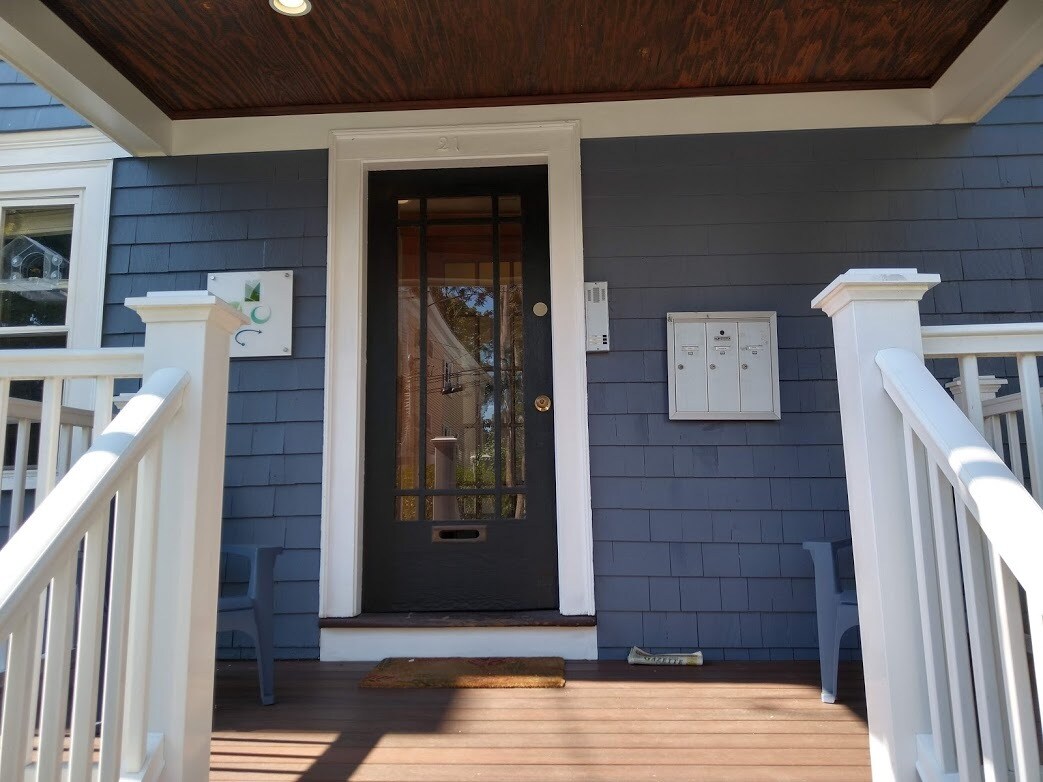 Building Photo - 21 Saint Peter St