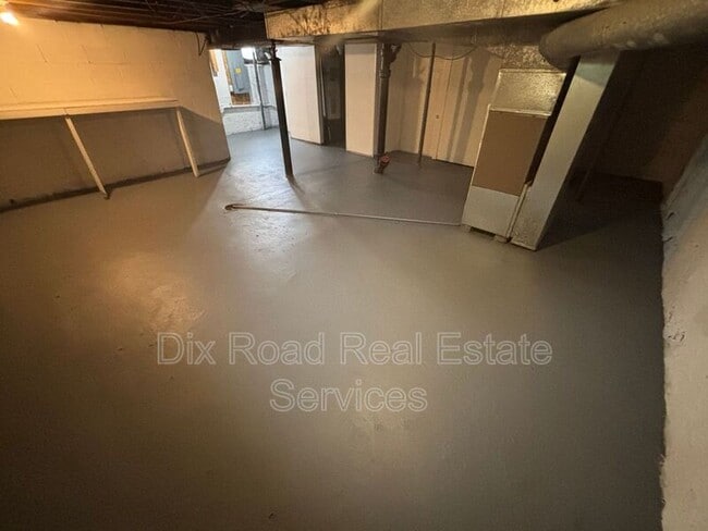 Building Photo - 2701 Tylersville Rd