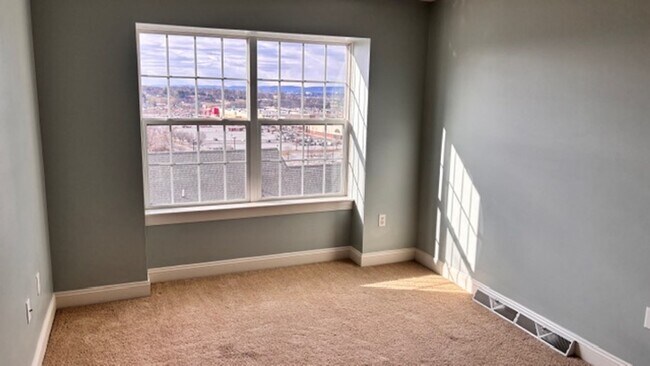 Building Photo - $2,300 townhome for rent Swatara township 3 bed 2.5 baths