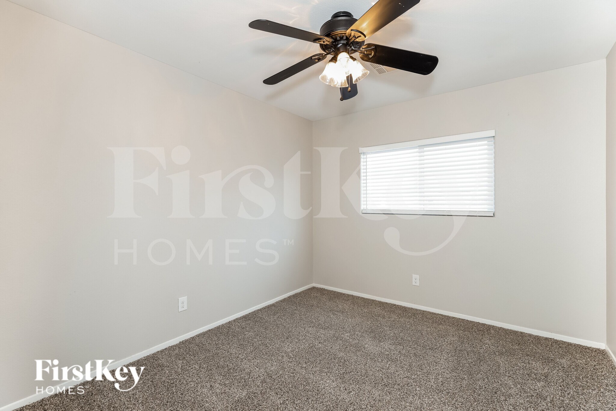 Building Photo - 8297 Oliver Twist Ln