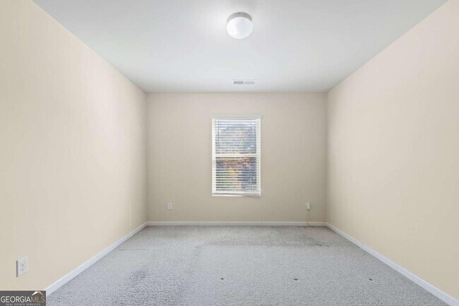 Building Photo - 3266 Cedar Crest Way