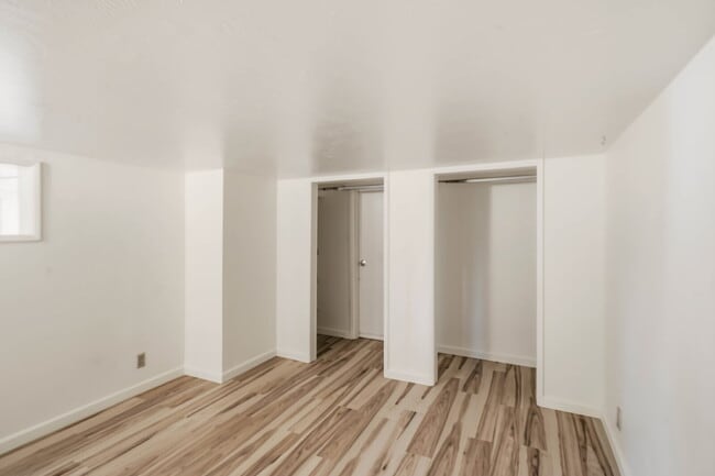 Building Photo - 248 Walker Ave