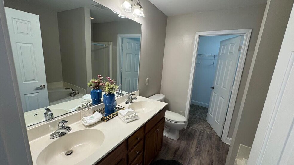 Building Photo - 123 Growden Ln