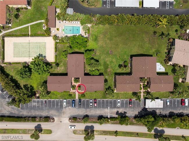 Building Photo - 8127 Country Rd