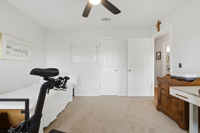 Building Photo - 1222 Bartram Ln