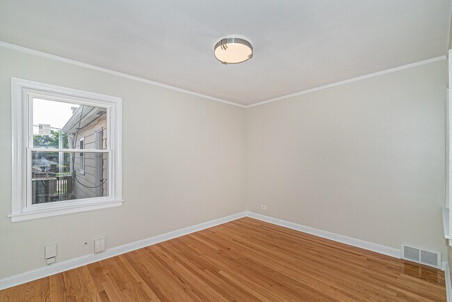 Building Photo - 4207 Main St