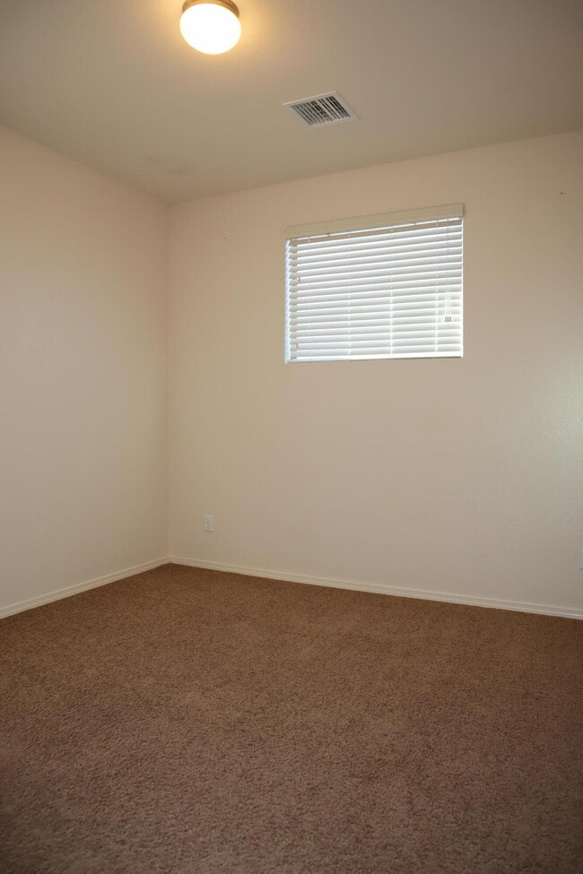Building Photo - 5036 Copper Ranch Ave