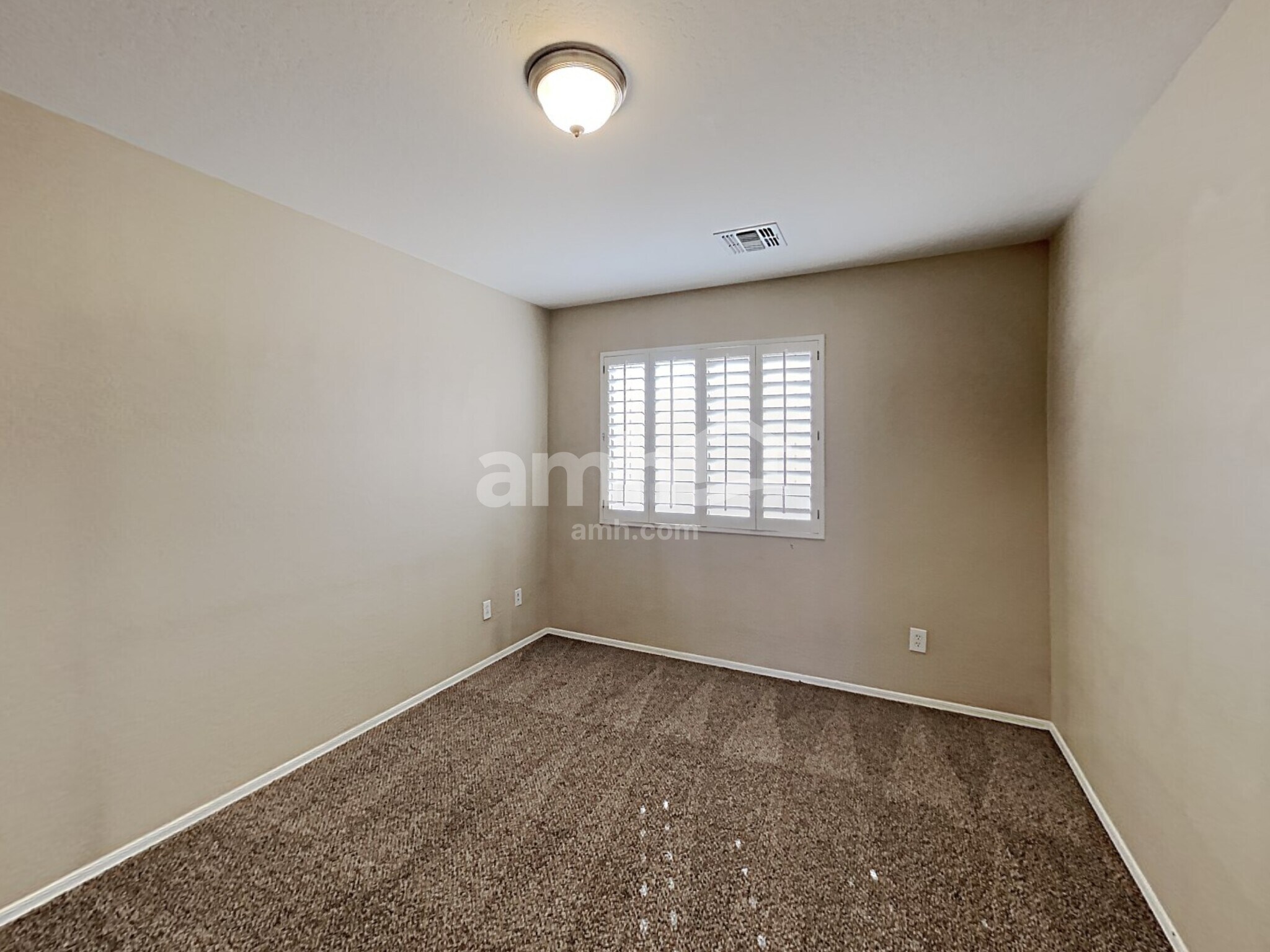 Building Photo - 7024 W Branham Ln