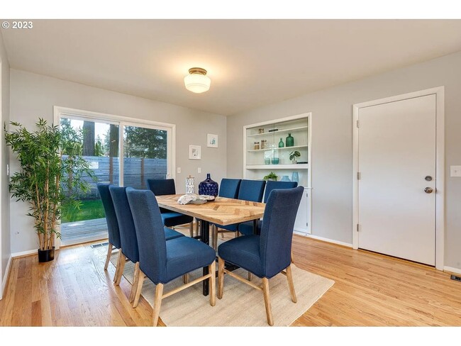 Building Photo - Stylishly Updated Mid-Century Gem on a Qui...