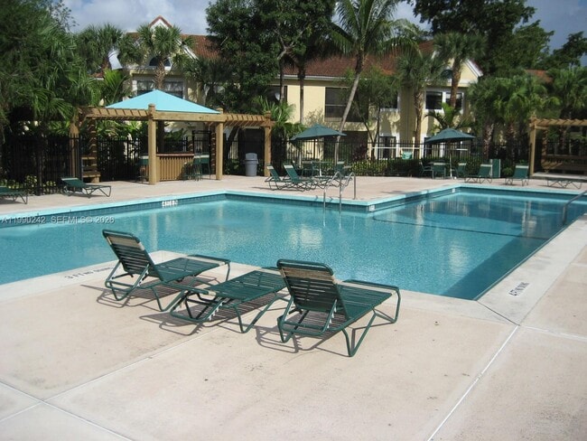 Building Photo - 15051 SW 103rd Ln