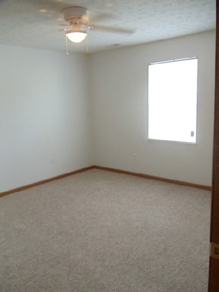 Building Photo - 215 Solida Rd