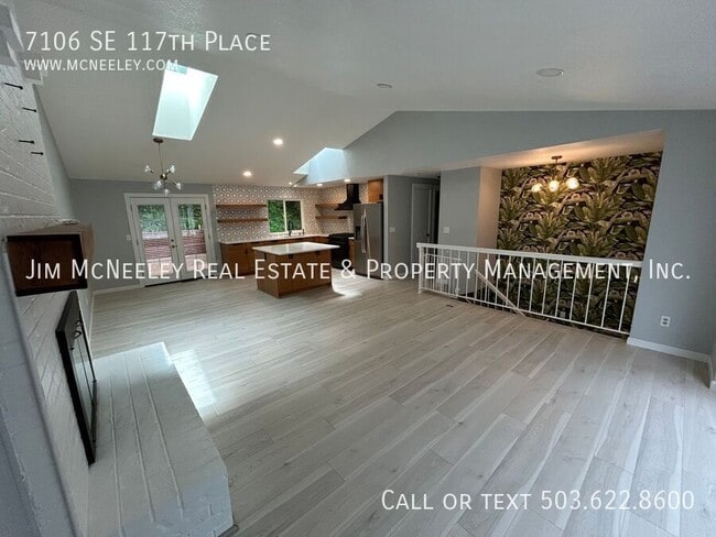 Building Photo - 7106 SE 117th Pl