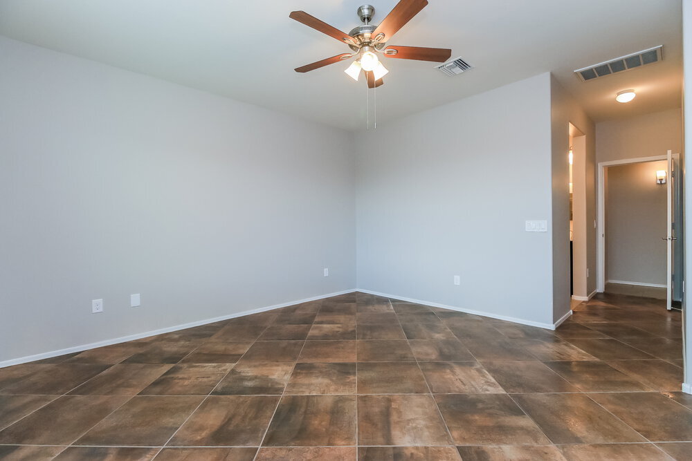 Building Photo - 1176 E Madera Grove Ln