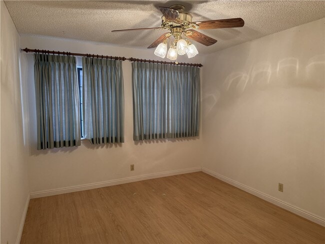 Building Photo - 19248 Palm Way