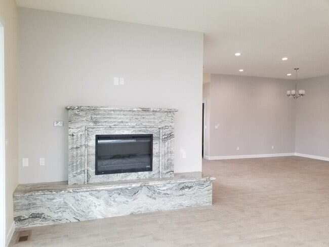 Building Photo - Occupied, do not disturb tenants. West Valley 3 bedroom 2.5 bath plus an office,  custom built re...