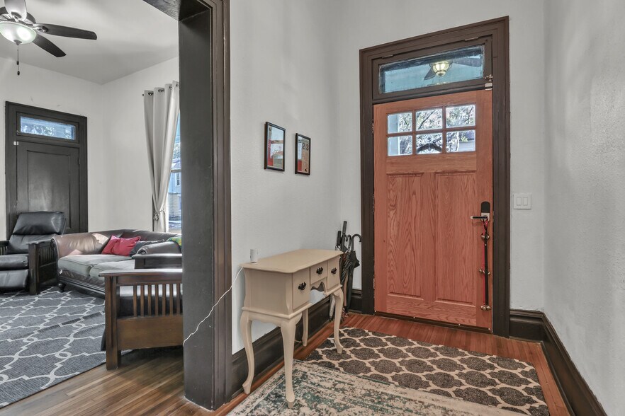 Enrance Area/ Living Room Entrance - Common Space - 51 E 4th St