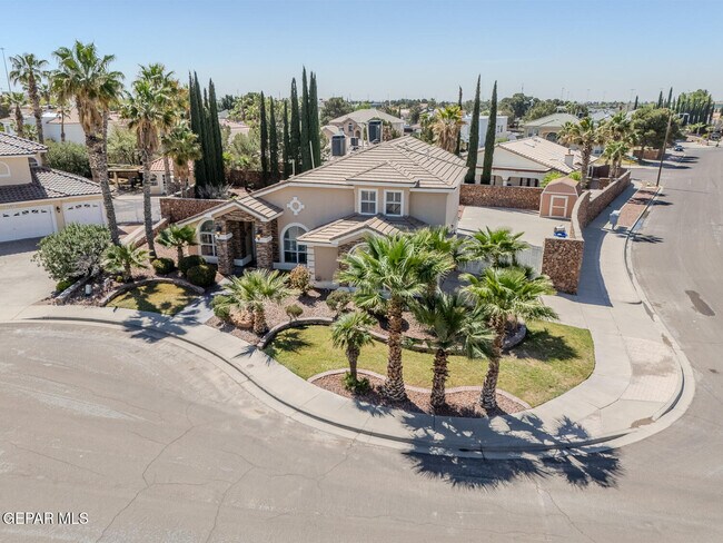 Building Photo - 2066 Paseo Del Prado Dr