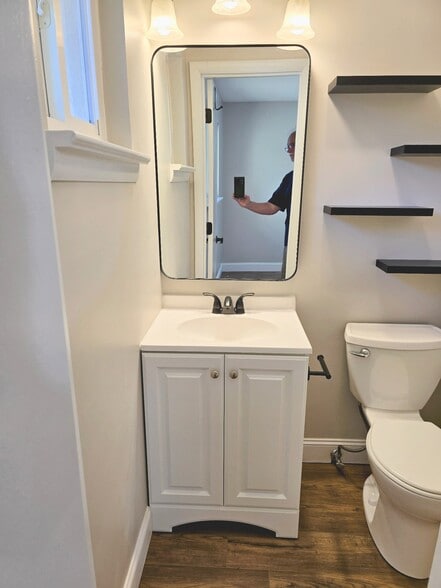 Building Photo - 3406 Gail Dr