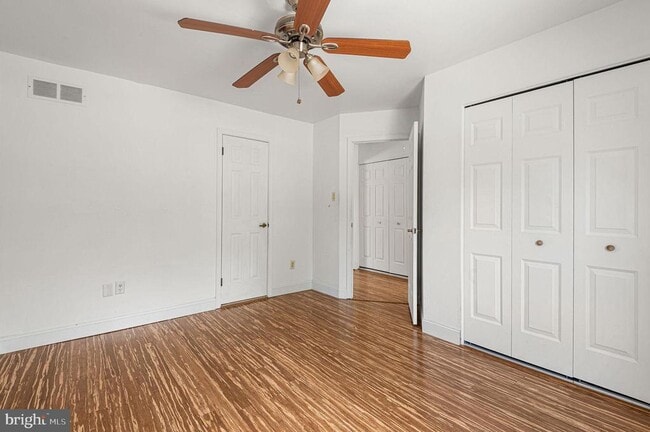 Building Photo - 303 Milford Ct