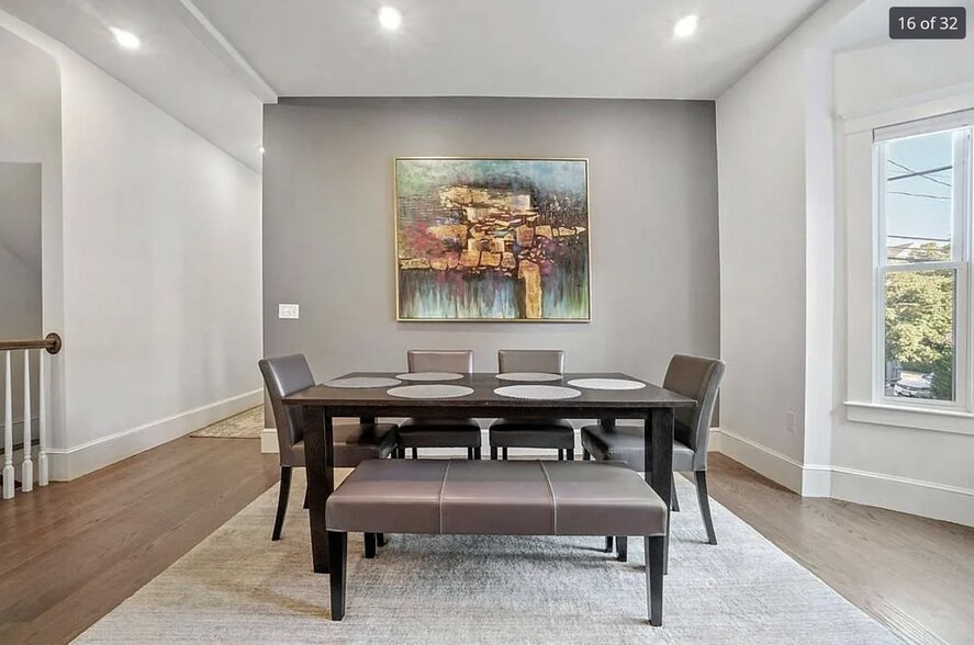 Building Photo - 20 Lincoln St