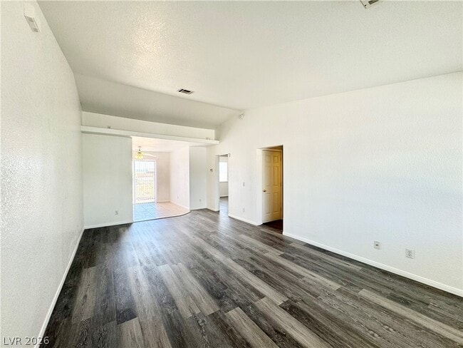 Building Photo - 1060 Marne Ct
