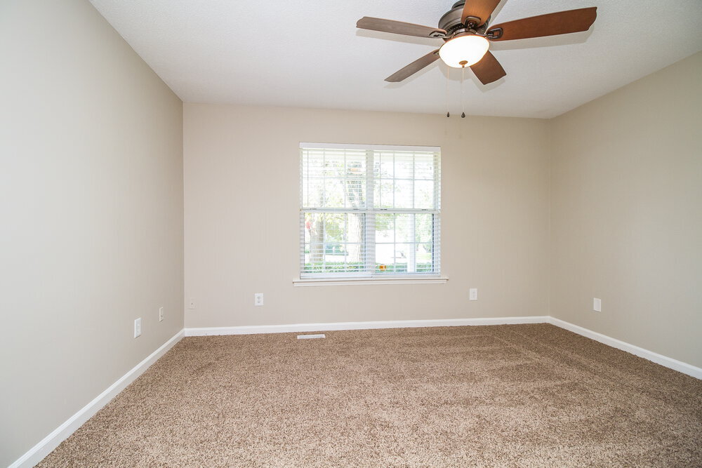 Building Photo - 2814 Meadowhill Dr