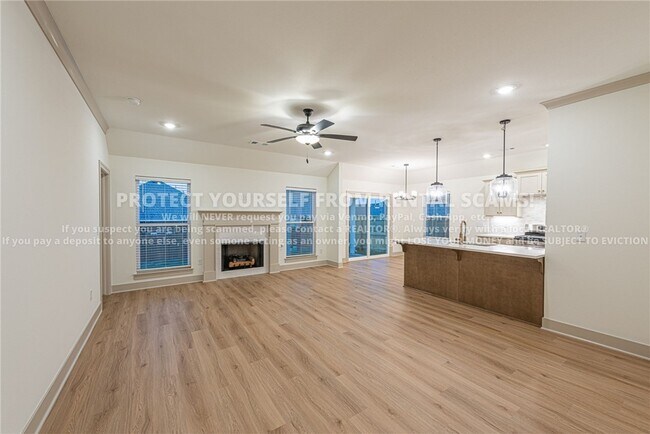 Building Photo - 4173 W Barhem Dr