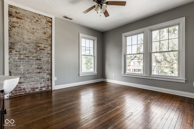 Building Photo - 3265 N New Jersey St