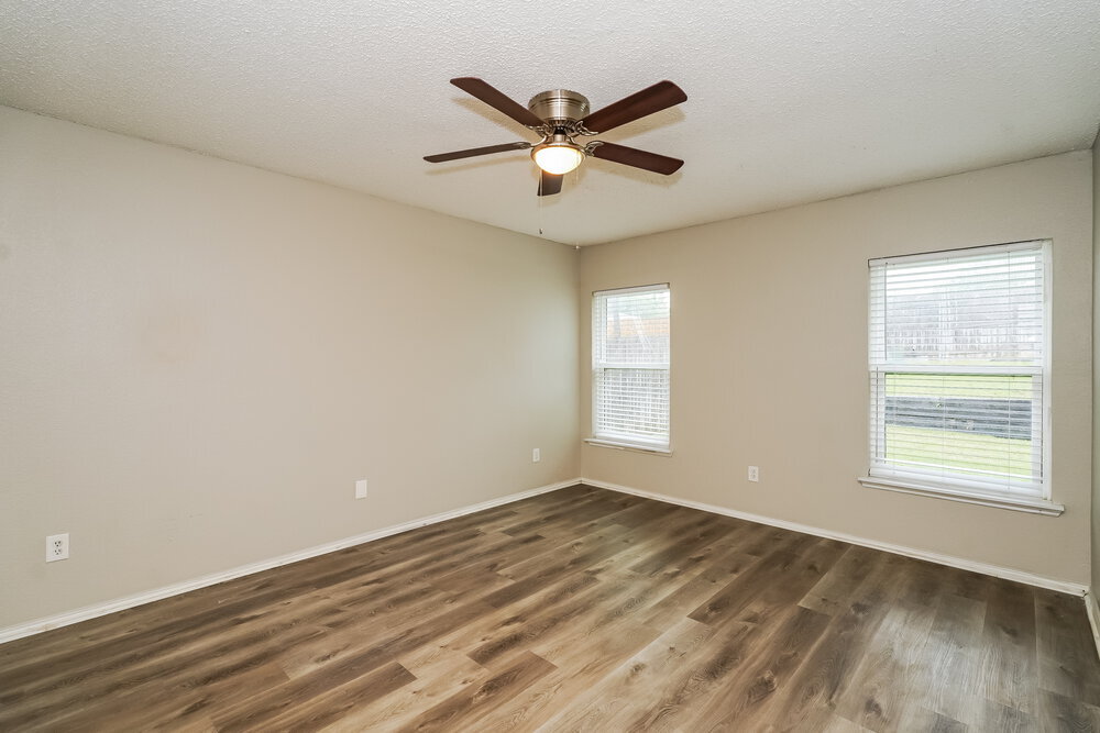 Building Photo - 556 Blue Haze Dr